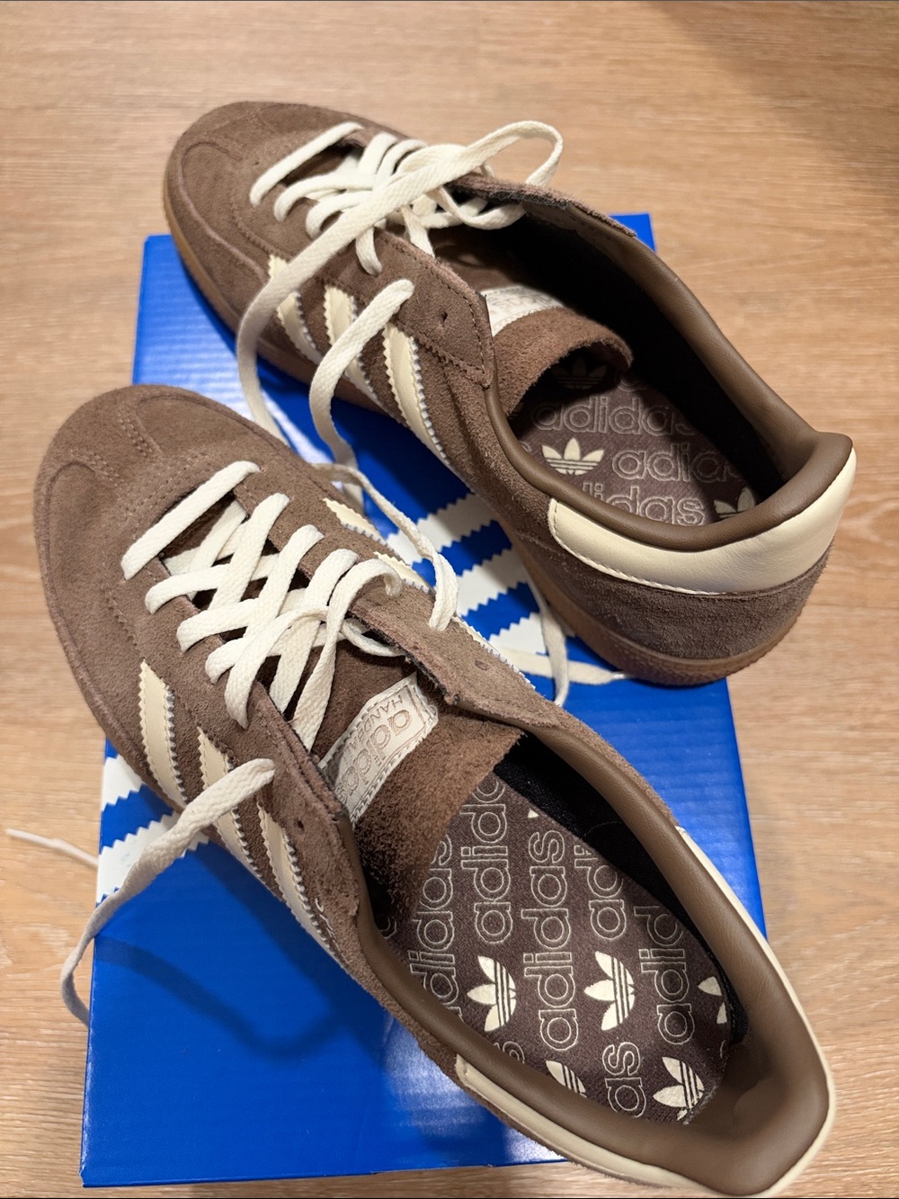 Almost new Adidas Handball Spezial women’s US 8.5, style IF6490.